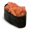 Супайсу сякэ суши с лососем и острым соусом